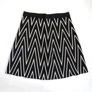 Pink Tartan Women's Knit Skirt Chevron Black White Zig Zag Pattern Zip Sz L
